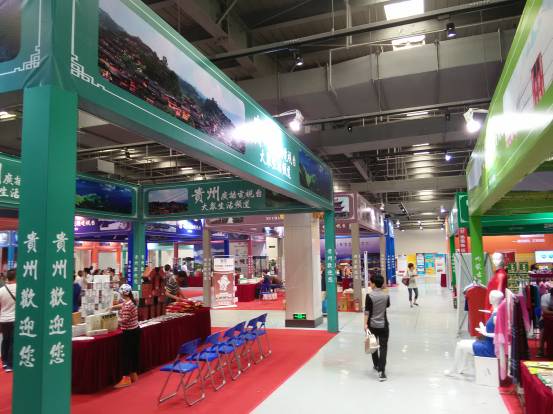 內(nèi)蒙古名優(yōu)特農(nóng)畜產(chǎn)品助力全國百家電視臺(tái)地標(biāo)特產(chǎn)巡展首站走進(jìn)武漢